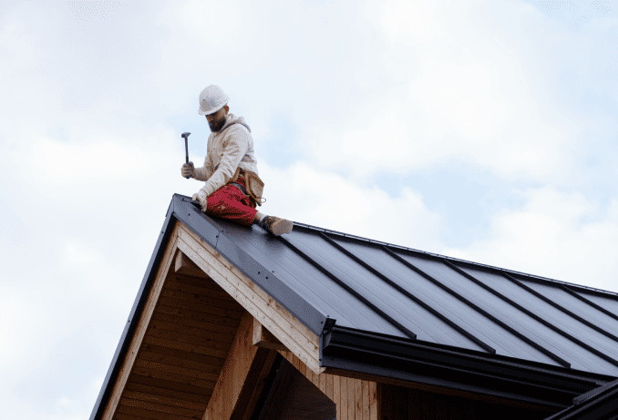 Penyebab Terjadinya Atap Rumah Sering Bocor